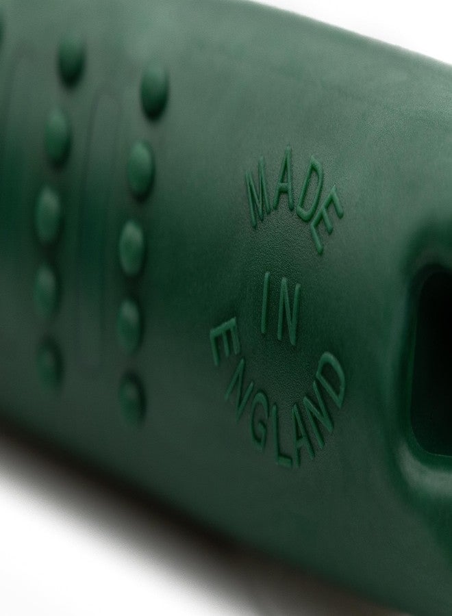 أكمي صافرة تدريب الكلاب الاحترافية ACME Alpha 211.5 بمقبض مريح مُحسّن. مصنوعة من بلاستيك خالٍ من مادة BPA. مستوى الصوت 110 ديسيبل. مدى طويل. تردد موحد. مقاومة للعوامل الجوية. صُنعت في المملكة المتحدة (لون أخضر غابي). - Image 4